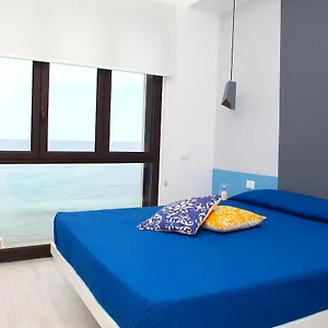 Sea Windows Apartment